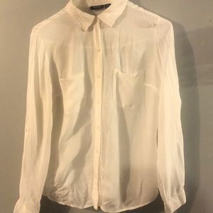 *LIKE NEW* a.n.a Petite White Button Up